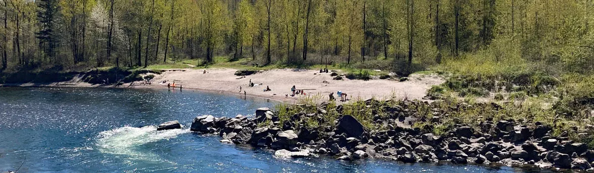 Beach along the Sandy River at Glenn Otto Park in Troutdale