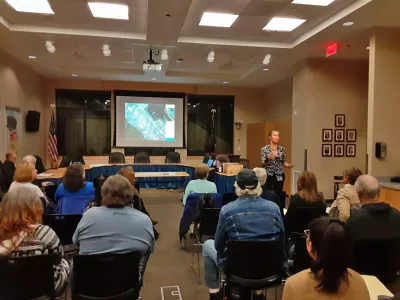 Multnomah County Emergency Management Operations Division Chief Alice Busch gives a disaster preparedness presentation.