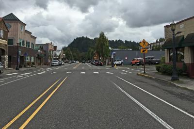 hcrh_striping_pic.jpg County crews will apply new lane striping on Historic Columbia River Highway near Buxton Road.