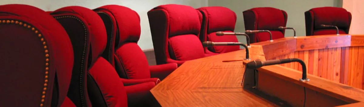 home_1.jpg Red Cushy Chairs