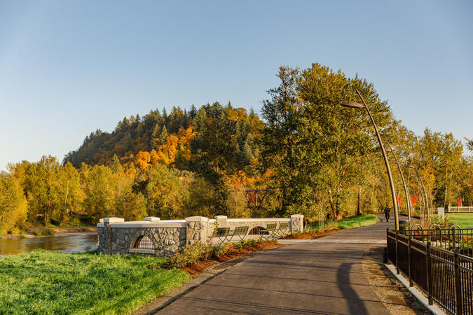 The observation area on the banks of the Sandy River at Sharon Nesbit Heritage Park