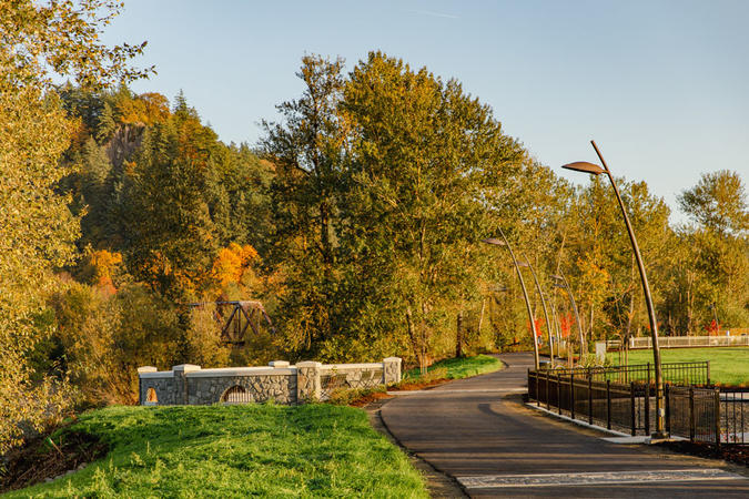 The observation area on the banks of the Sandy River at Sharon Nesbit Heritage Park